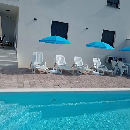 Apartament With Swimming Pool Murine, - 27509